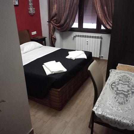 רומא Seven Miracles Room מראה חיצוני תמונה
